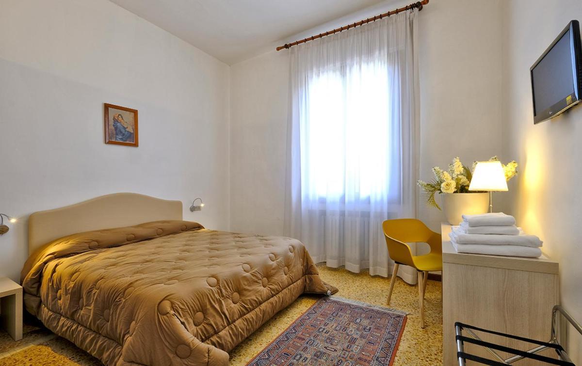 Locanda Al Santuario Πεσκιέρα ντελ Γκάρντα Εξωτερικό φωτογραφία