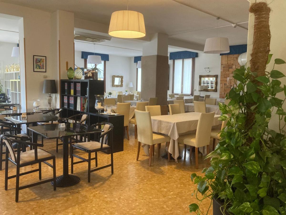 Locanda Al Santuario Πεσκιέρα ντελ Γκάρντα Εξωτερικό φωτογραφία