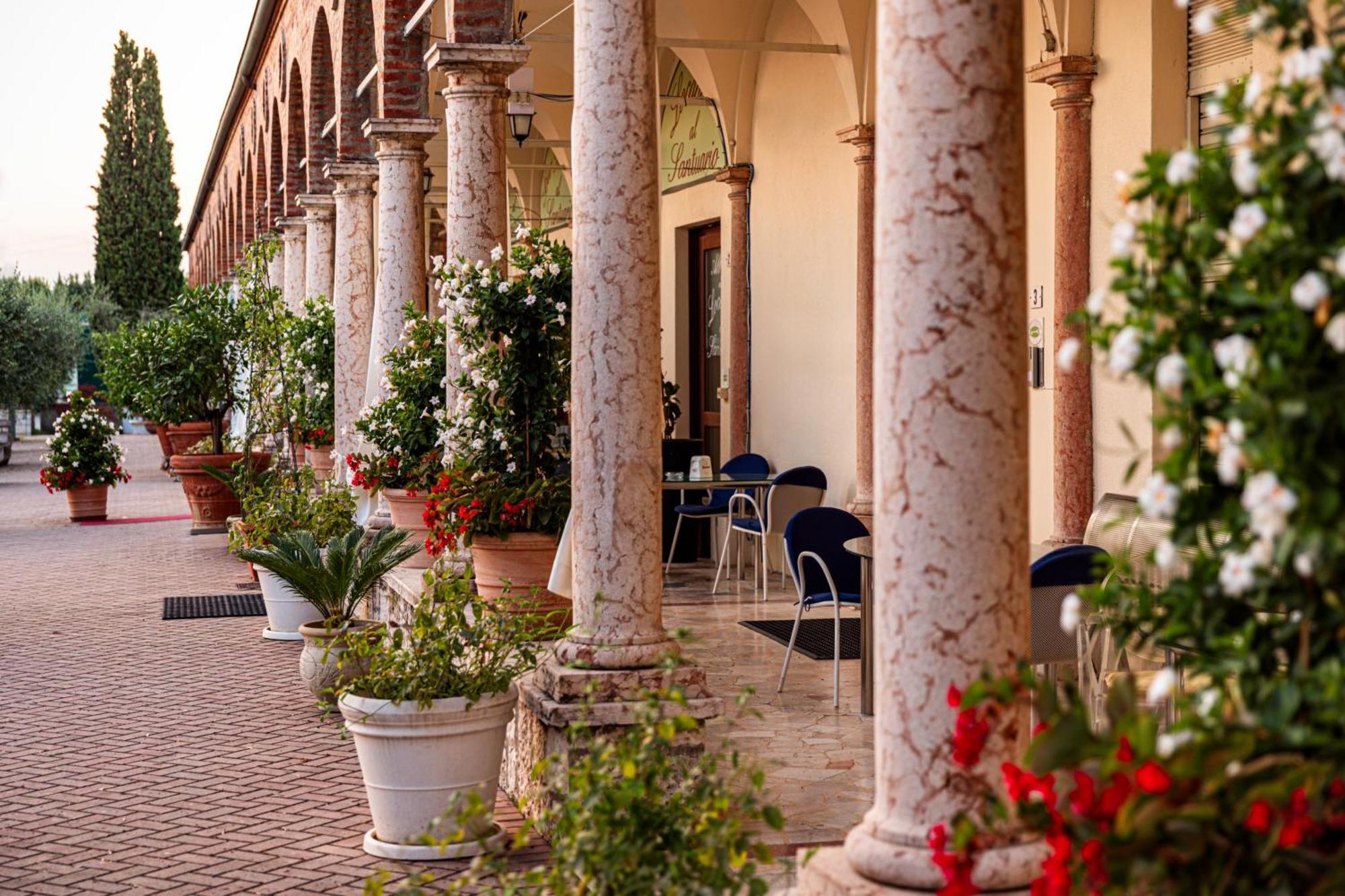 Locanda Al Santuario Πεσκιέρα ντελ Γκάρντα Εξωτερικό φωτογραφία